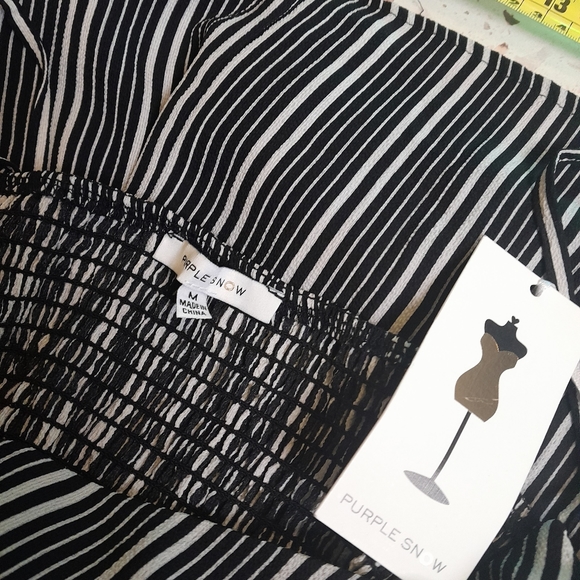 Romper size M, Never worn - Picture 3 of 8